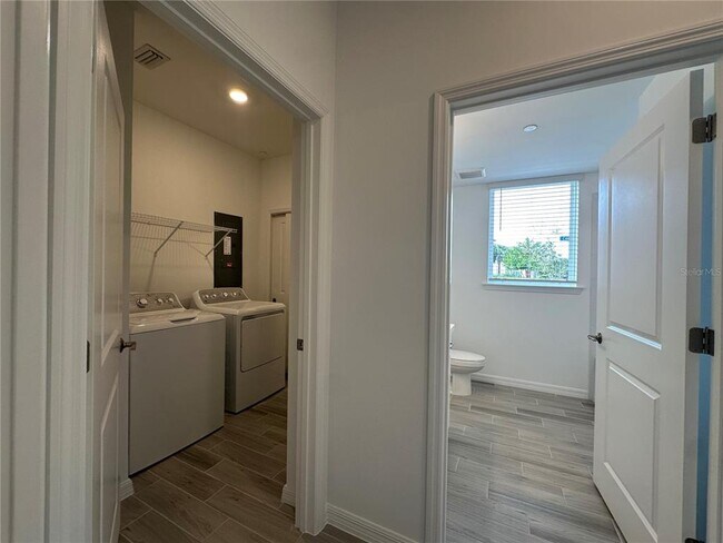 Building Photo - 23819 Collina Way