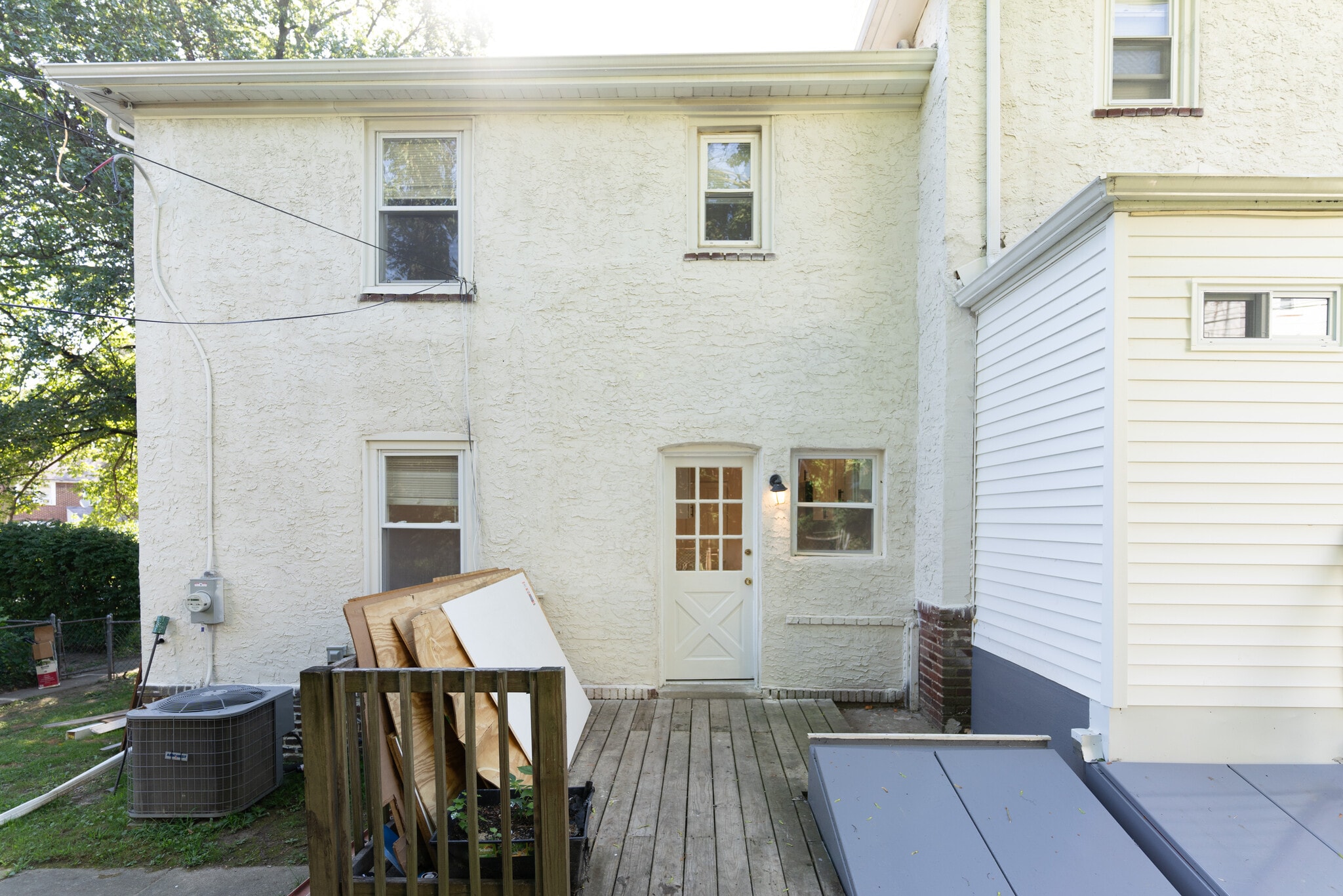 Building Photo - 920 Macadam St