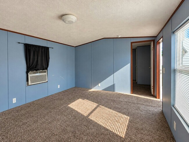 Building Photo - 102 Bakersby Ct