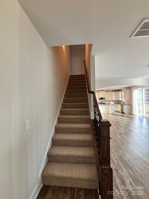 Building Photo - 121 Morgan's Branch Rd