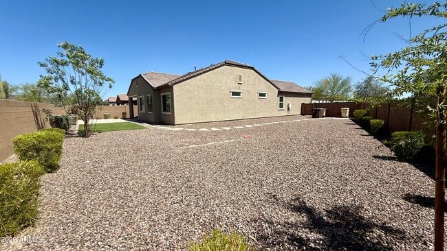 Building Photo - 12556 W Calle De Baca