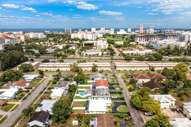 Building Photo - 245 SW 6th St