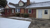 Building Photo - 1717 Eastwood Ave
