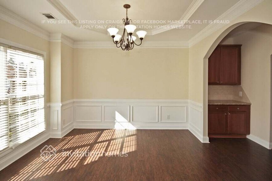 Building Photo - 3177 Misty View Tr SW