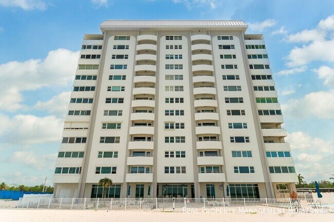 Building Photo - 1700 Benjamin Franklin Dr