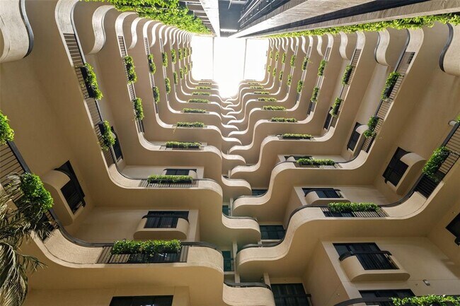 Building Photo - 2413 Bayshore Blvd