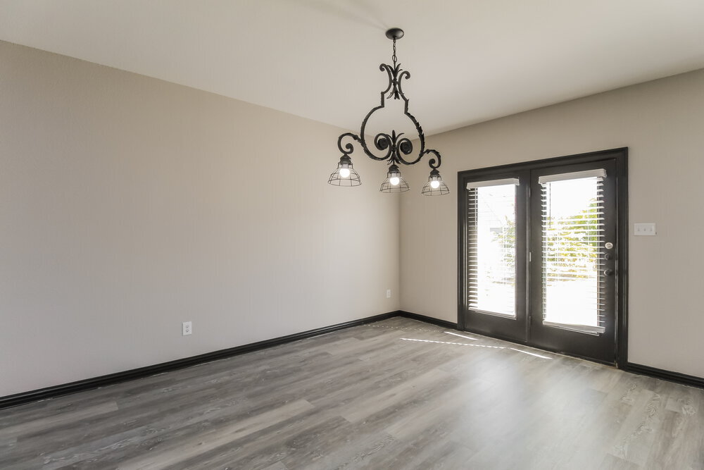 Building Photo - 9136 Benevolent Ct