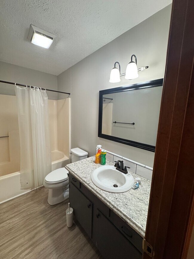 Building Photo - 4774 Mayfield Dr