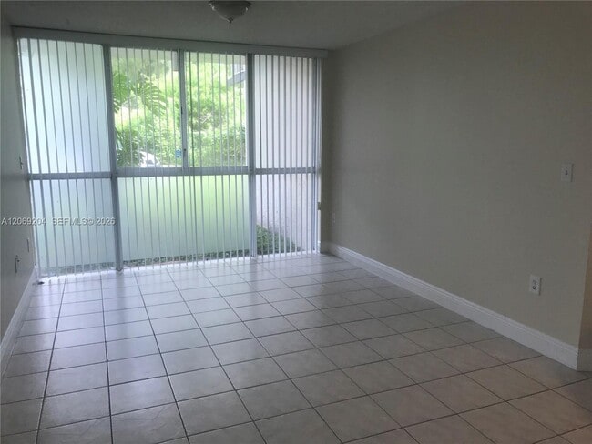 Building Photo - 7125 NW 186th St