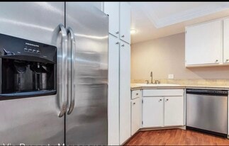 Building Photo - 1670 Clayton Rd