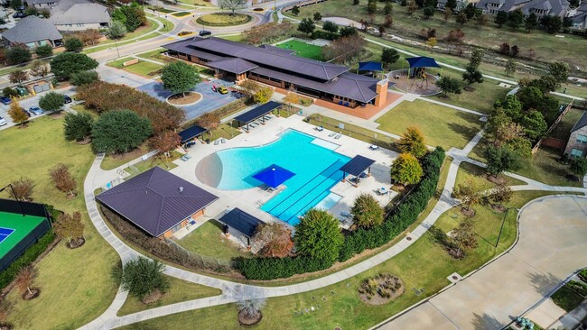 Building Photo - 6030 Rivercane Way