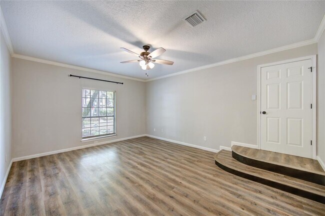 Building Photo - 4927 Kenlake Grove Dr