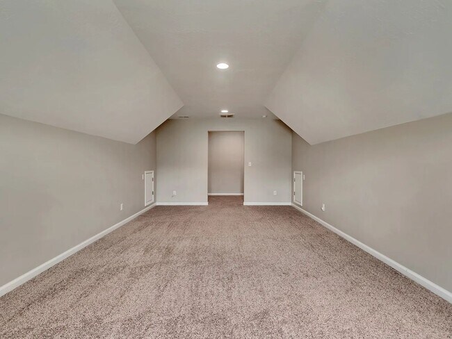 Building Photo - 3 Bedroom 2.5 Bathroom Home in Lehi!