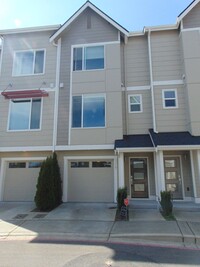 Building Photo - Gorgeous Renton Townhome - 2BR/2.5BA with ...