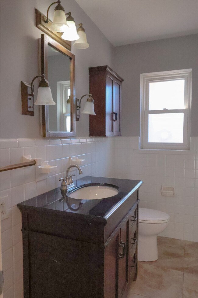 Building Photo - 934 Forder Rd