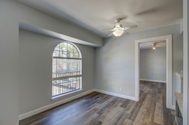 Building Photo - 4440 E 68th St