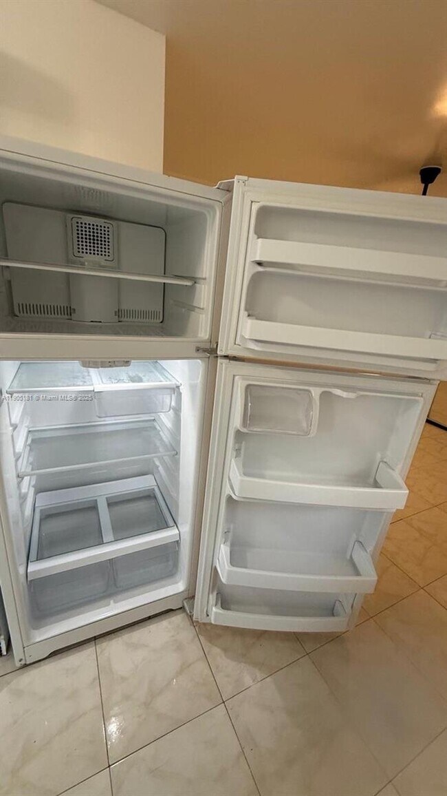 Building Photo - 2127 Cleveland St