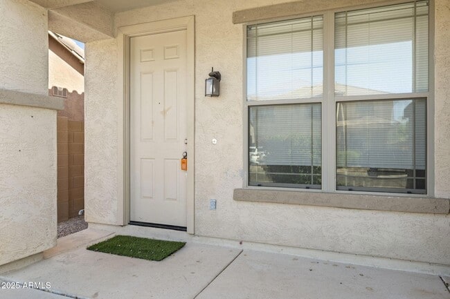 Building Photo - 2261 W Mila Way