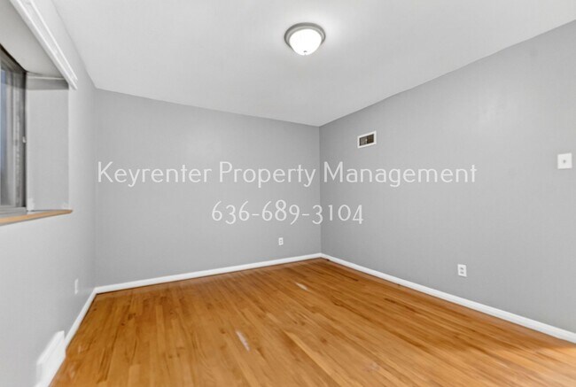 Building Photo - 7405 Olian Dr