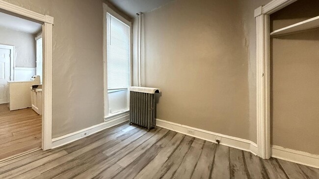 Building Photo - 1456 N 56th St