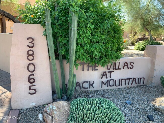 Primary Photo - 38065 N Cave Creek Rd