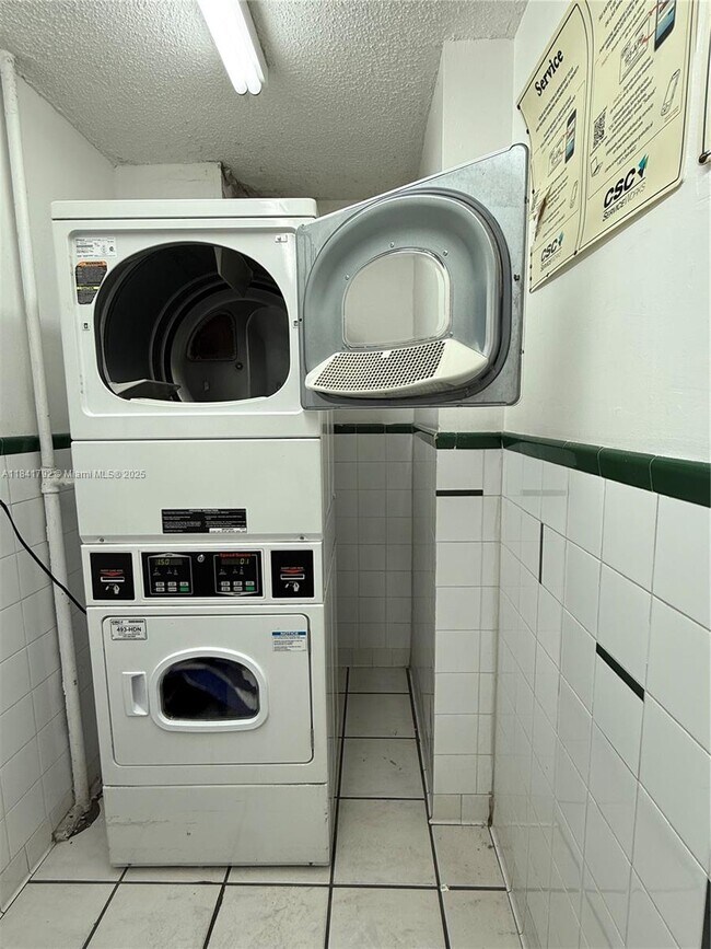 Building Photo - 2935 NE 163rd St