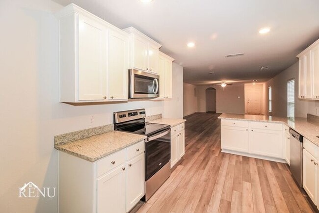 Building Photo - Coming Soon!