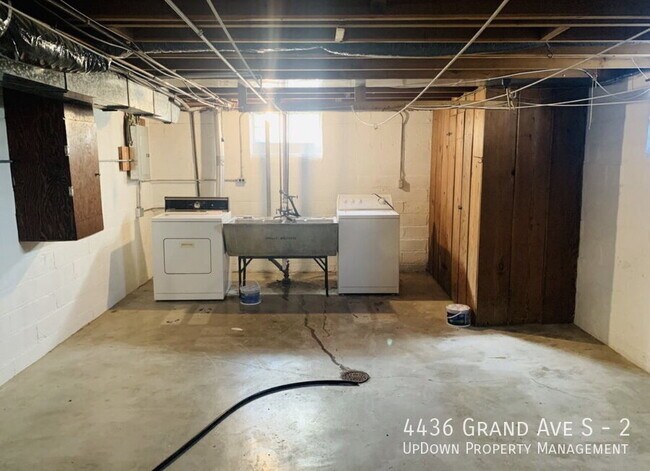 Building Photo - 4436 Grand Ave S