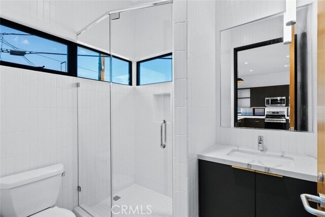 Building Photo - 922 W Clark Ave