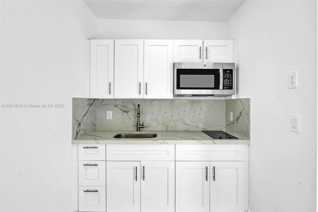 Primary Photo - 1623 NW 16th Terrace