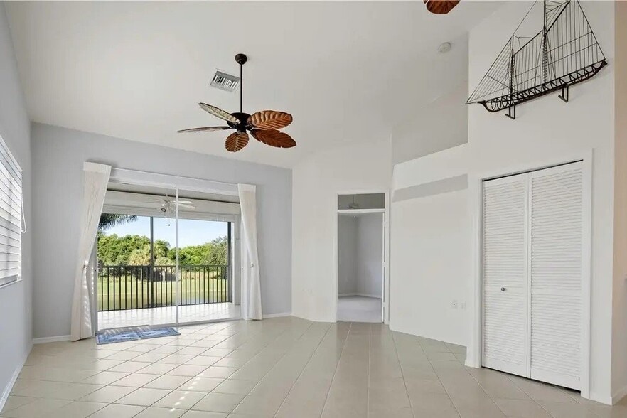 Building Photo - 314 Newport Dr