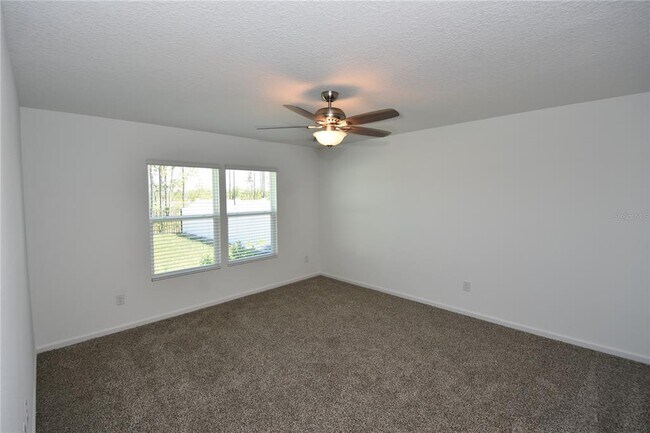 Building Photo - 9 Springwood Dr