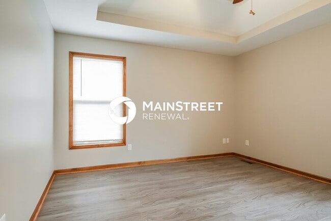 Building Photo - 4 Bedroom Pet-Friendly Home in Kearney, MO with Main Street Renewal
