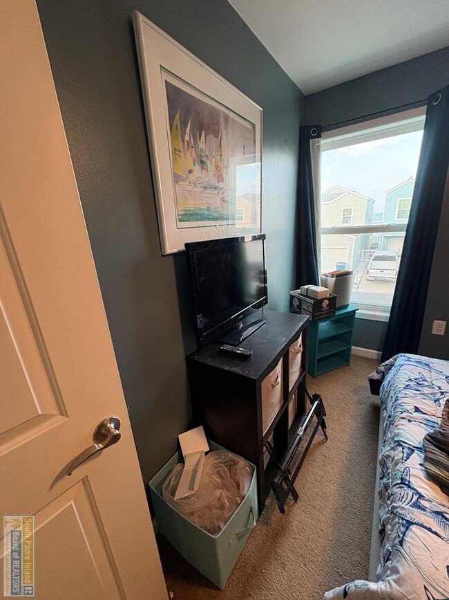 Building Photo - 123 Las Joyas Blvd