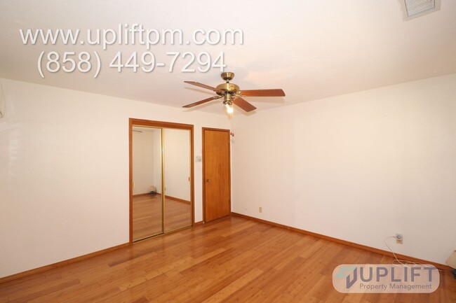 Building Photo - 2 bedroom, 2 bathroom 1200 sqft country ho...