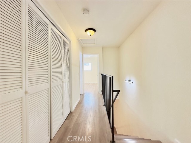 Building Photo - 525 E Verdugo Ave