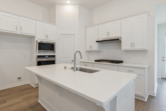 Building Photo - 11223 Common Hackberry St