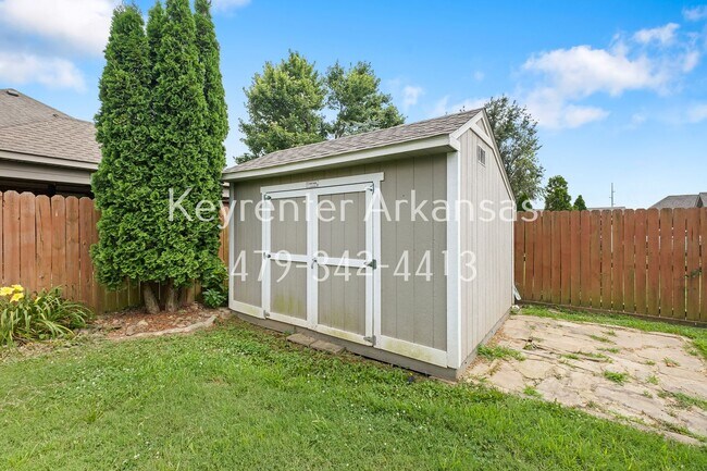 Building Photo - 1048 Tarah Knolls Cir