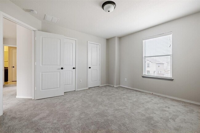 Building Photo - 317 Tordesillas Dr