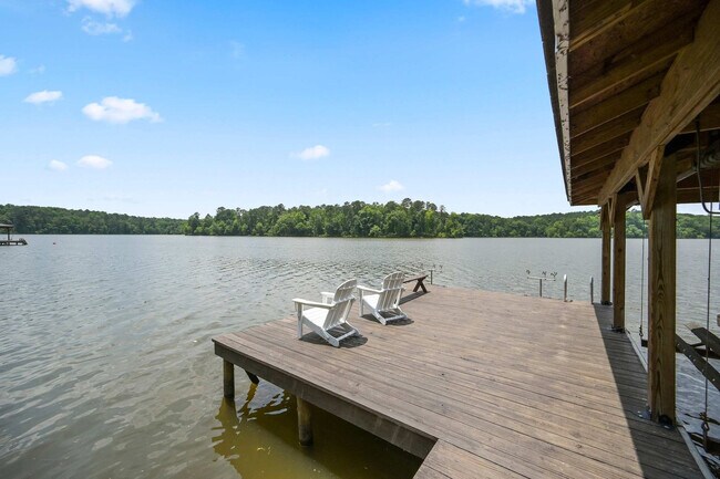 Building Photo - 138B Little River Run N