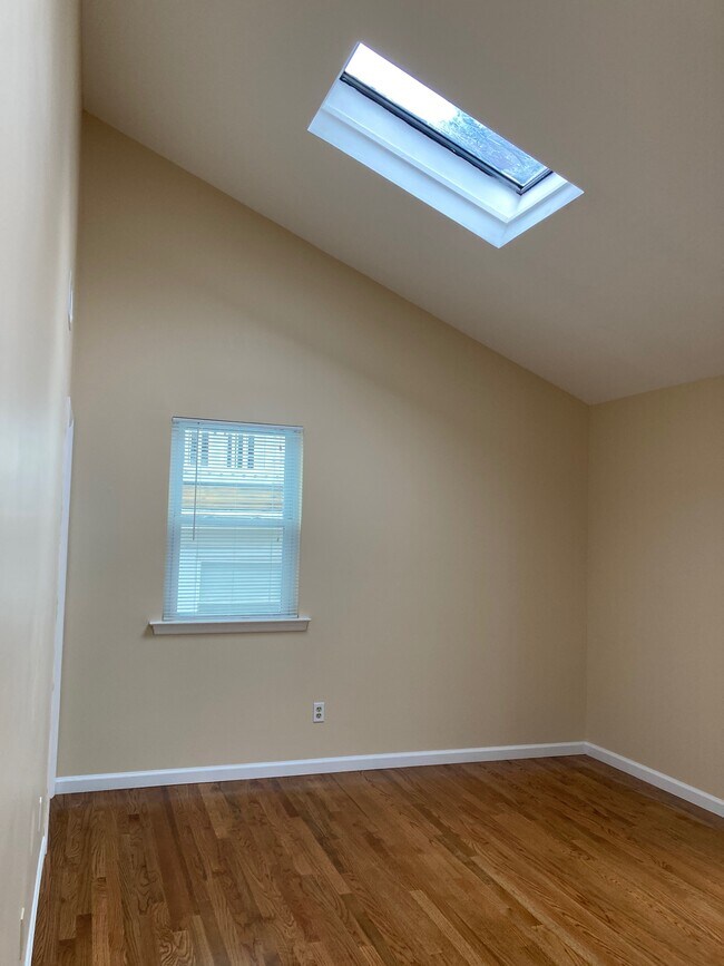 Building Photo - 426 Courtland Ave