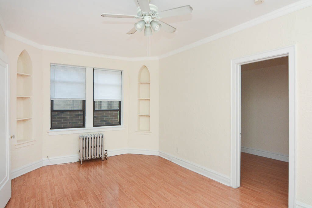 Building Photo - 4832 N Damen Ave