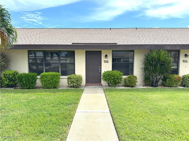 Primary Photo - 3923 SE 11th Ave
