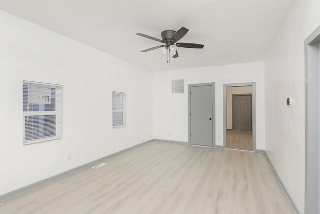 Building Photo - 1229 Spann Ave
