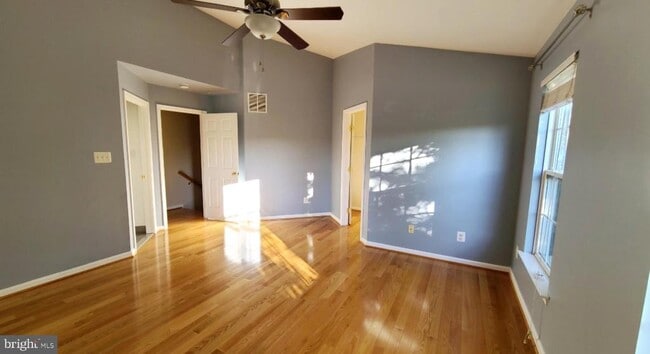 Building Photo - 441 Clayhall St