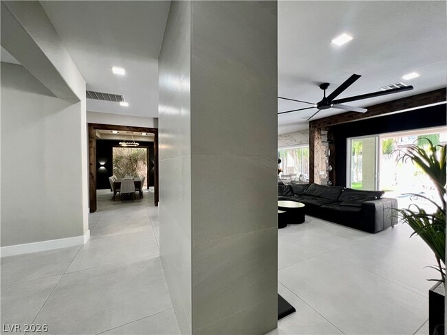 Building Photo - 11544 Bohemian Forest Ave