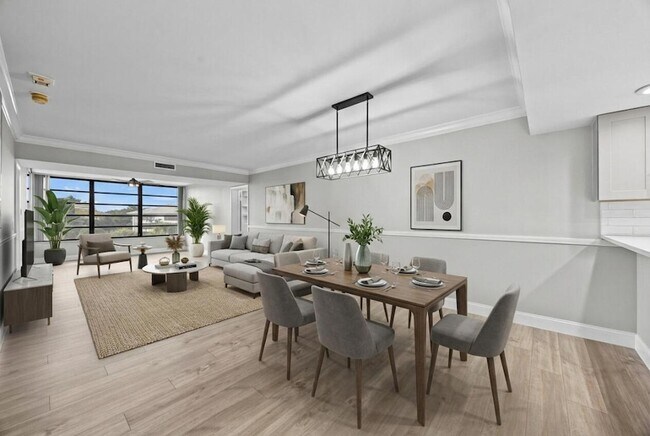 Building Photo - 3716 Whitehall Dr