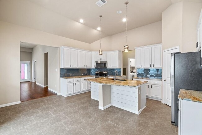 Building Photo - 121 Greene