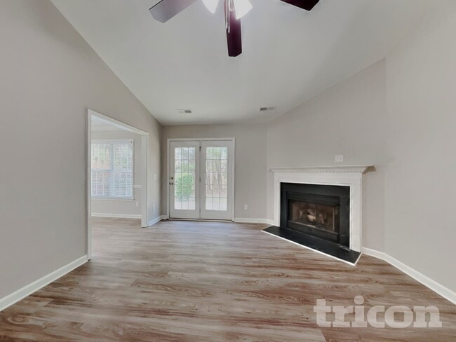 Building Photo - 3855 Range Crest Ct