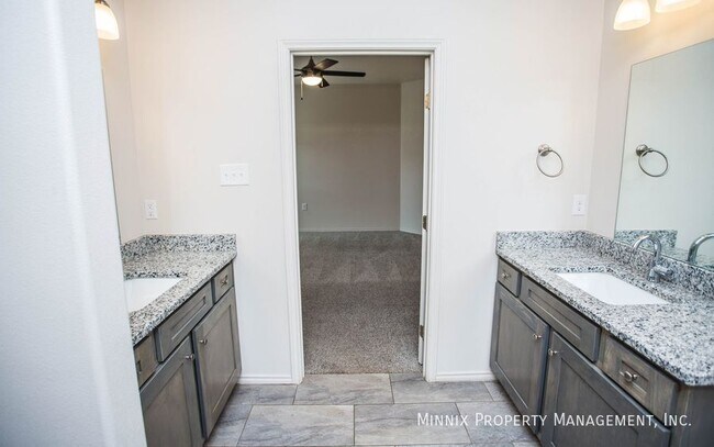 Building Photo - 1144 N 7th St